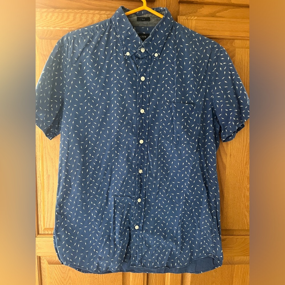 J. Crew lightning ⚡️ short-sleeve button down - Size M